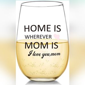 NBOOCUP 17 oz Wine Glass. "Home is Wherever Mom is. I Love You Mom." New in Box.